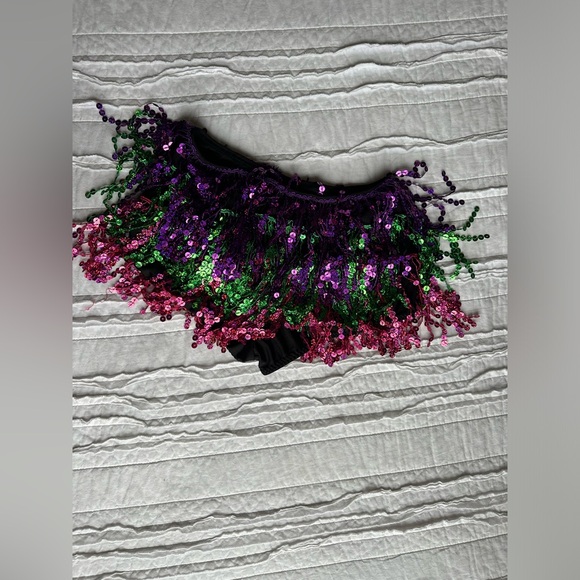 Sequin mini shorts - Picture 7 of 8